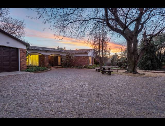26,554M² SMALLHOLDING SOLD IN DRUMBLADE AH